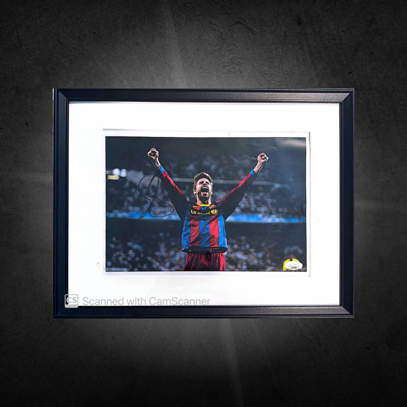 Gerard Pique - Signed Photo - JSA Authentic